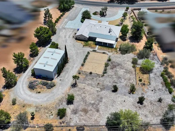 20690 Rancherias Rd, Apple Valley, CA 92307