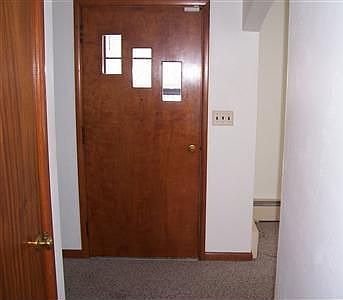 4th image of 146 Winnet Dr