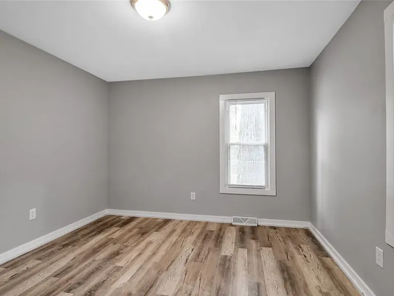 21 Brandel Ave #1 — Photo 5