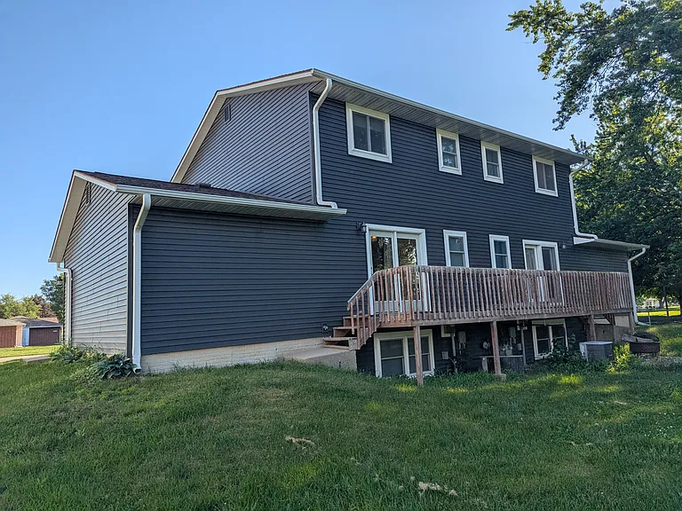 840 Church St — Photo 3