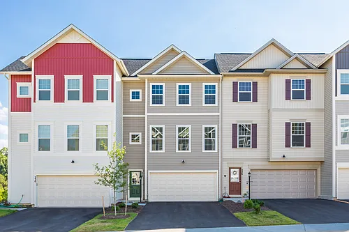 228 Patchwork Dr Photo 1