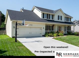 17509 S St, Omaha, NE 68135