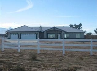 10528 Beaver Ave, Phelan, CA 92371