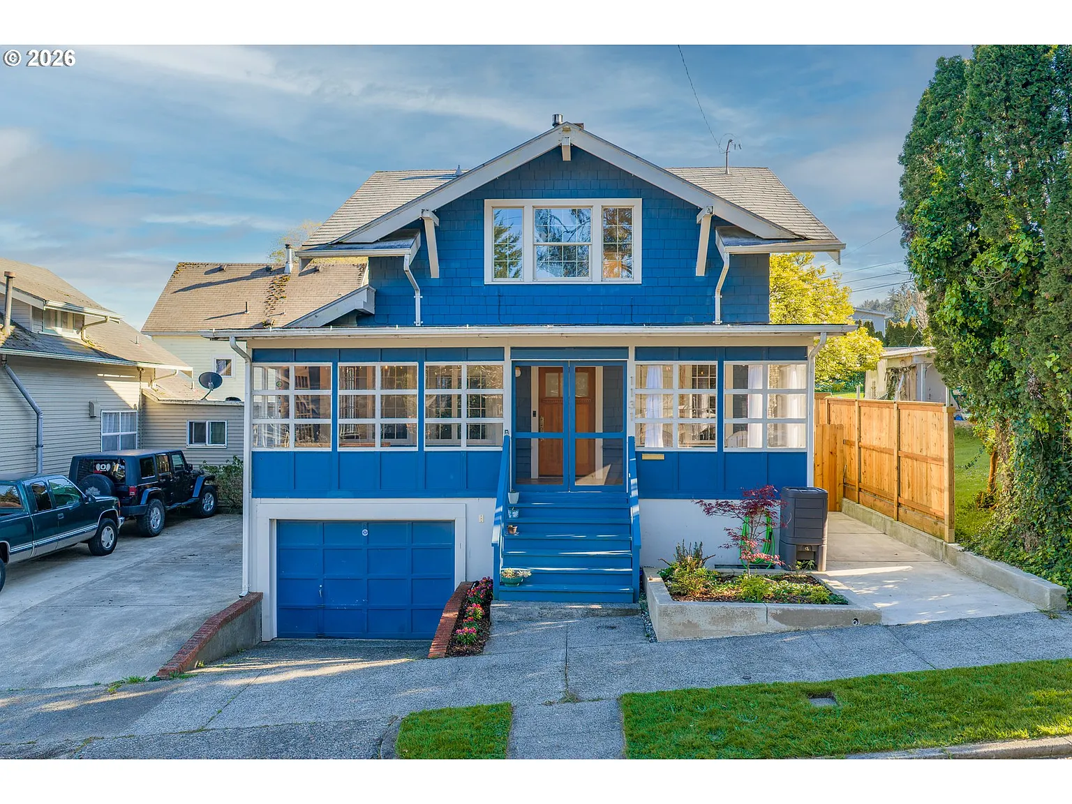 1131 Commercial Ave photo 1