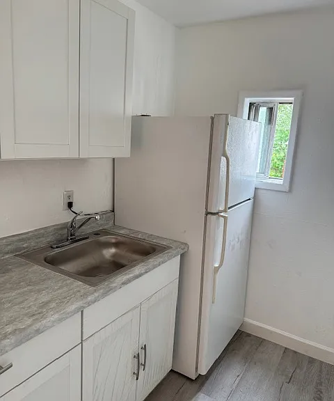 227 Solano Dr NE #227 — Photo 2