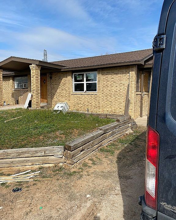 1st image of 6204 Ojibwa