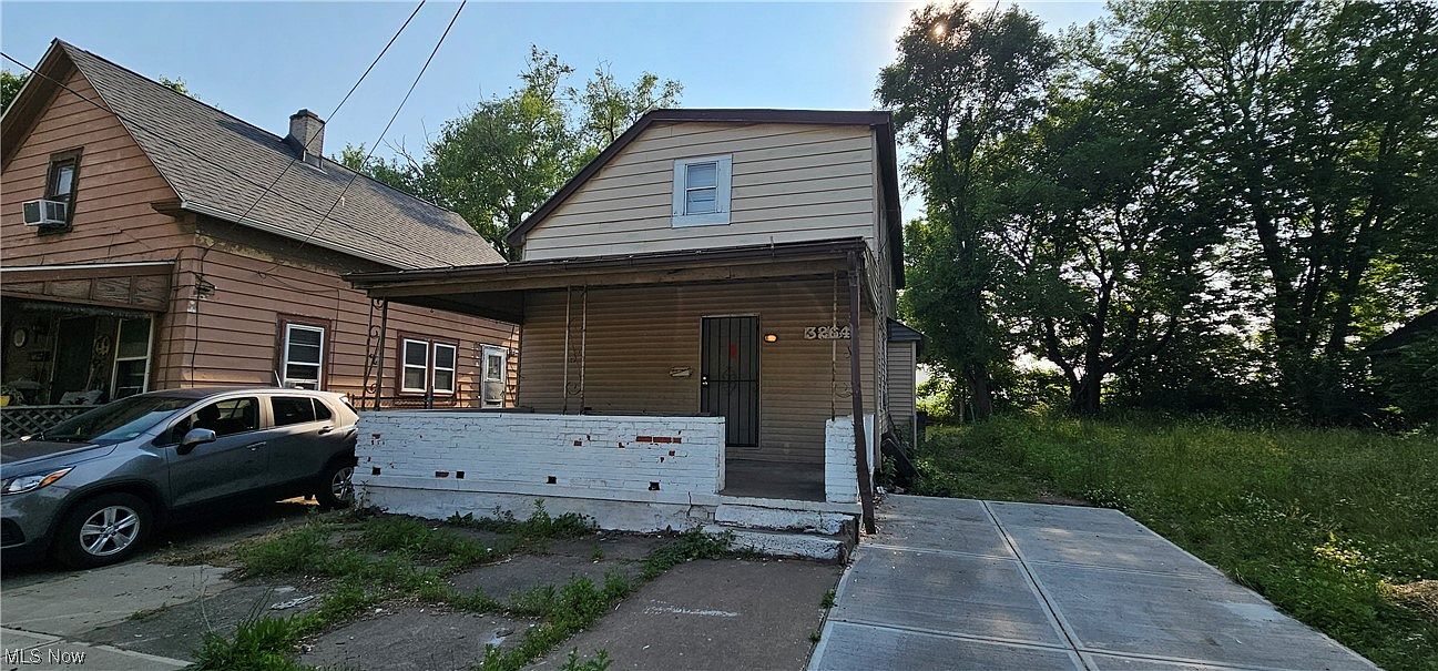 3264 E 48th St, Cleveland, OH 44127 | Zillow