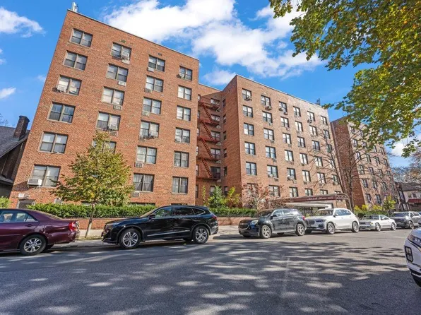 1577 E 17th St APT 3C, Brooklyn, NY 11230