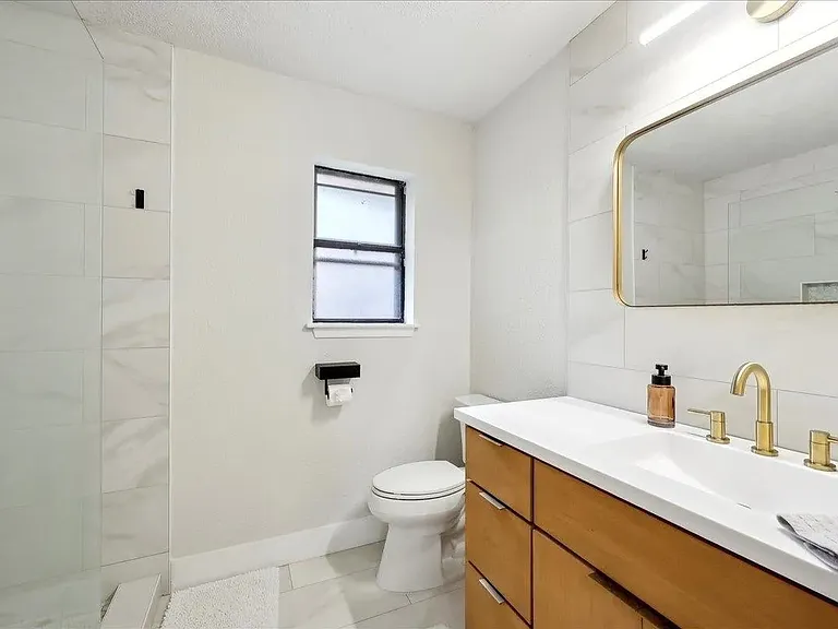 5925 Woodway Dr — Photo 17
