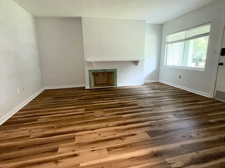 1016 Alba Dr #1016 — Photo 3