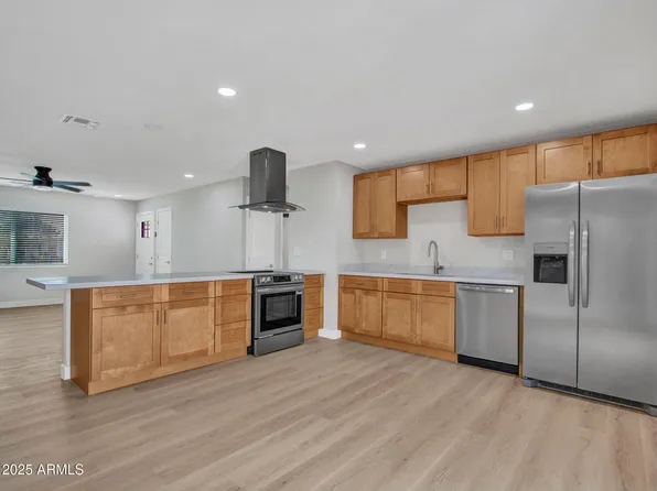 13853 N 48TH Avenue, Glendale, AZ 85306