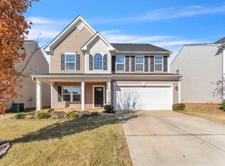 328 Bucklebury Rd, Greer, SC 29651