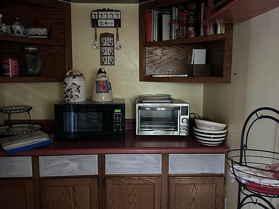 3rd image of 1516 Jepsen Avenue