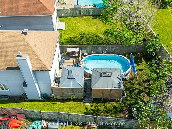 4th image of 30 Rowe Dr