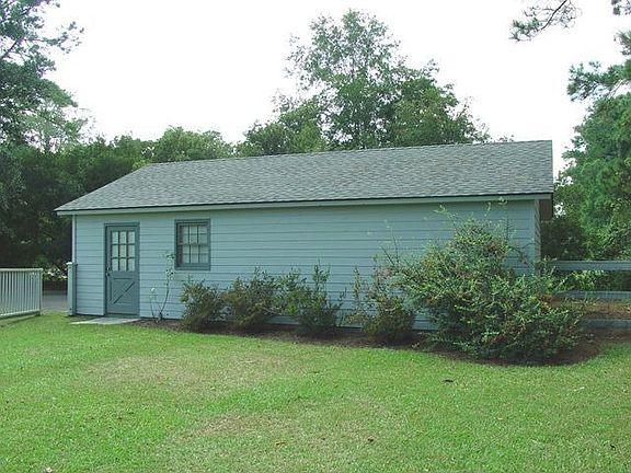 Detached Garage Workshop