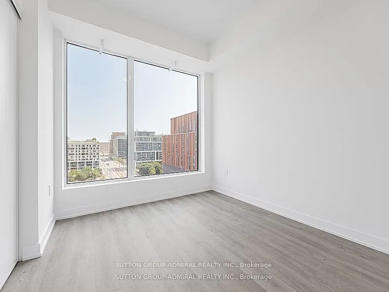 15 Richardson St #1017 — Photo 22