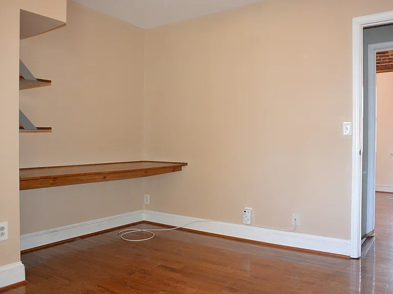 1430 Haubert St — Photo 18