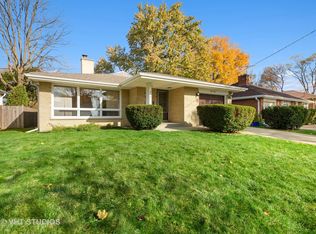 904 S Golf Cul De Sac St, Des Plaines, IL 60016