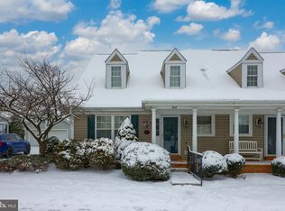 609 Wallingford Rd, Lititz, PA 17543