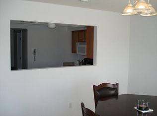 1306 Pebble Beach Ln, Ottawa, KS 66067