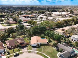 5101 NW 87th Ave, Lauderhill, FL 33351