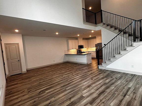 4th image of 12874 Teton St