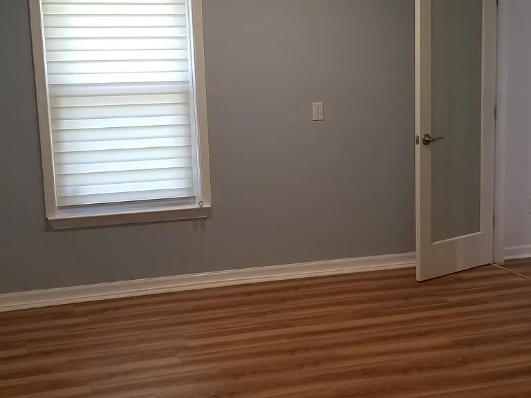 310 S 73rd Ave — Photo 24