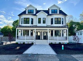 17 Maverick St #17, Dedham, MA 02026