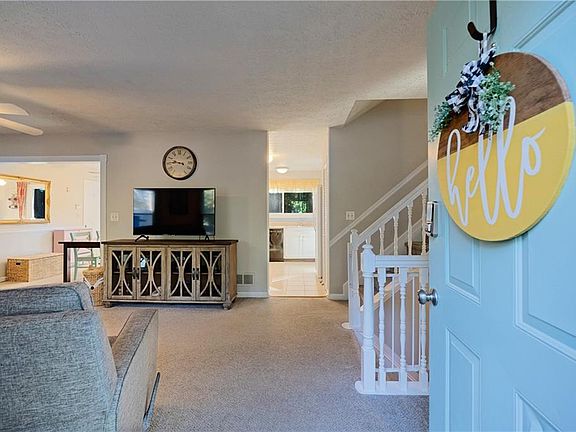 2nd image of 3030 Whitehurst Way