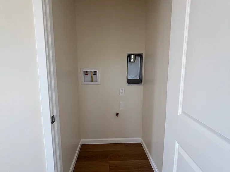 1481 Balboa St — Photo 15