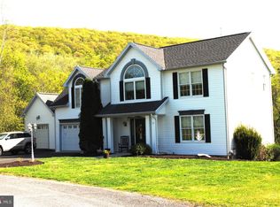 9 Sajer Rd, Pottsville, PA 17901