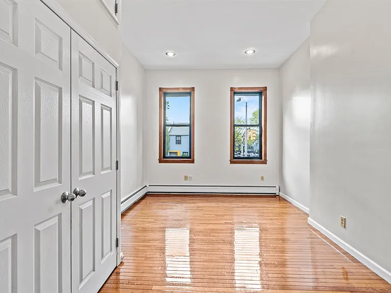 800 Ocean Ave #1 — Photo 31