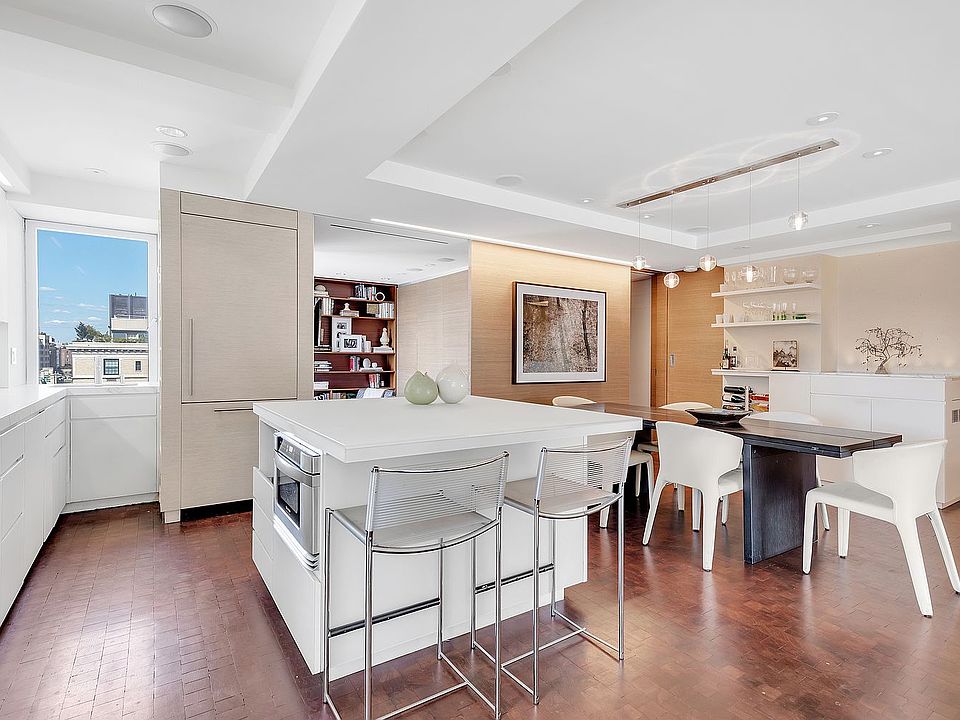 1st image of 19 E 88th St APT 14D