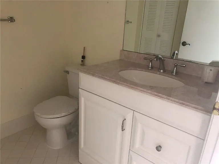 1001 SW 141st Ave #311K — Photo 6