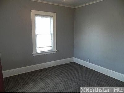 2072 Sherwood Interior