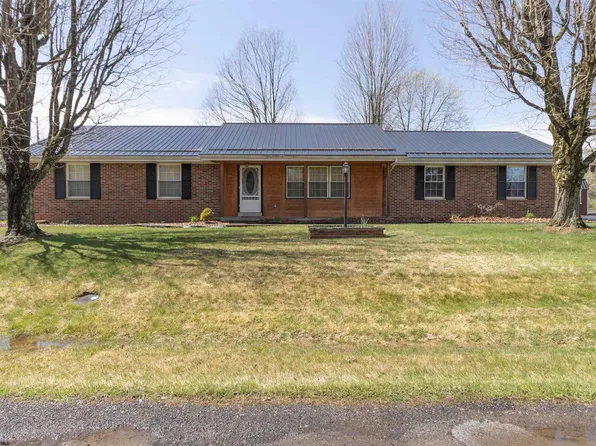 40 Lone Pine Dr, Clarksburg, WV 26301