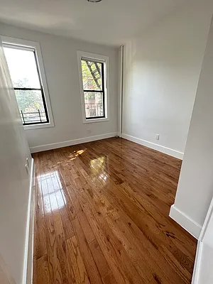 Rented by Camelot Realty Group | media 5