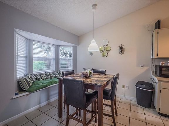3rd image of 225 Whiterapids Ct