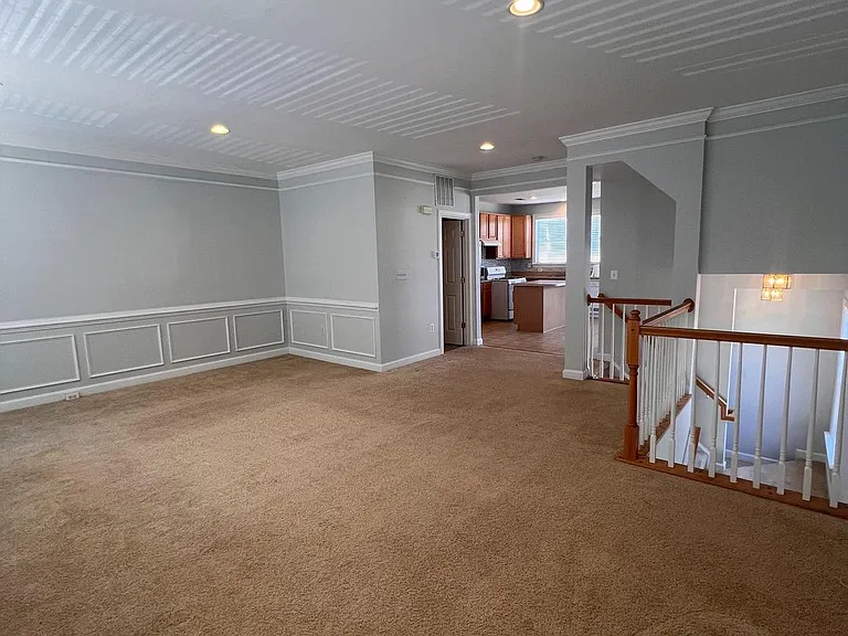 8234 Glade Bank Dr — Photo 3