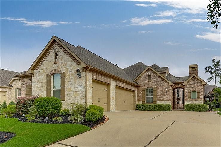 1st image of 18 Danby Pl