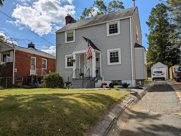 1232 N Taylor St — Photo 1