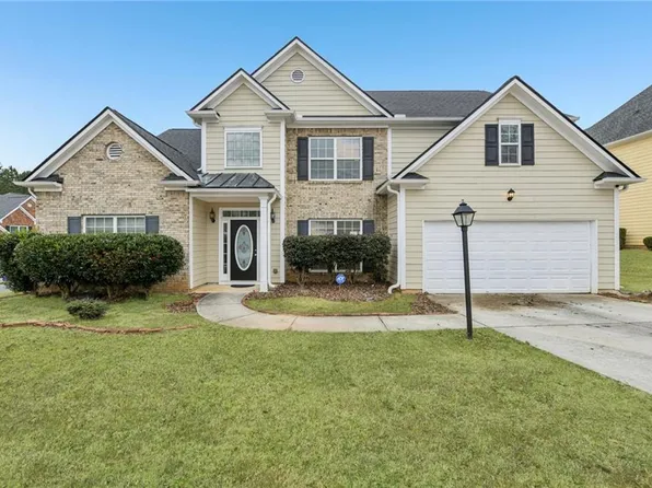2393 Shady Maple Ln, Loganville, GA 30052