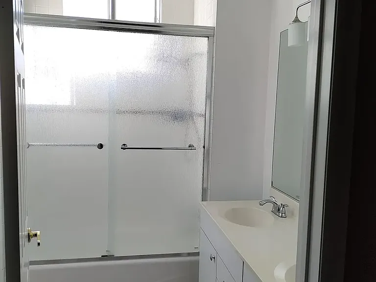 Upstairs attached full bathroom