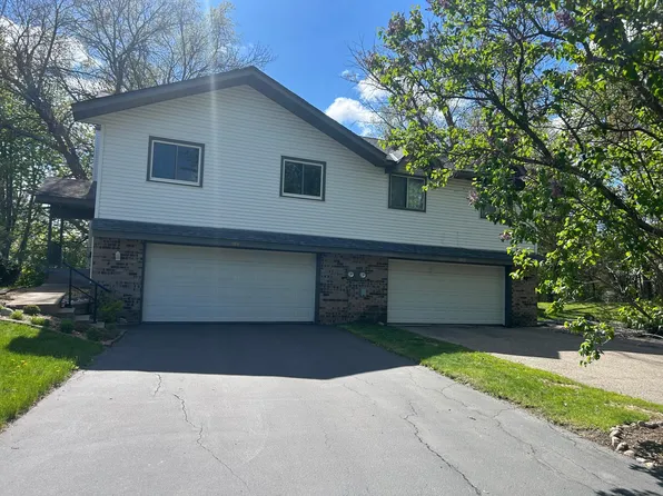 9843 Cavell Cir, Bloomington, MN 55438