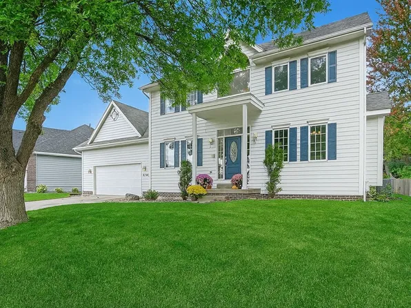 5783 Beechtree Dr, West Des Moines, IA 50266