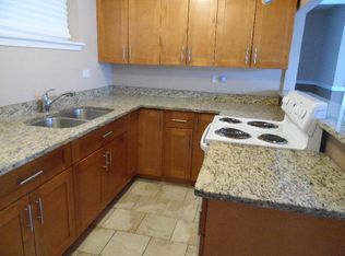 175 W 154th St APT 2N, Harvey, IL 60426