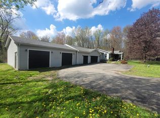 1310 S Hermitage Rd, Hermitage, PA 16148