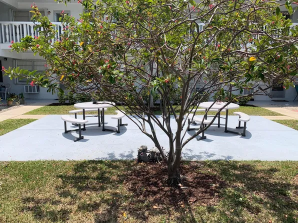 315 7th Avenue S #2b, Lake Worth Beach, FL 33460