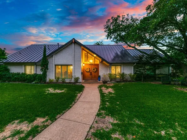4738 Forest Bend Rd, Dallas, TX 75244
