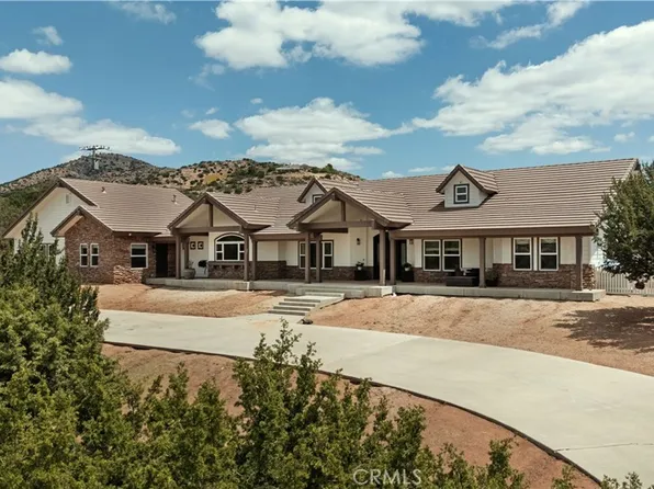 33322 Deerglen Ln, Agua Dulce, CA 91390